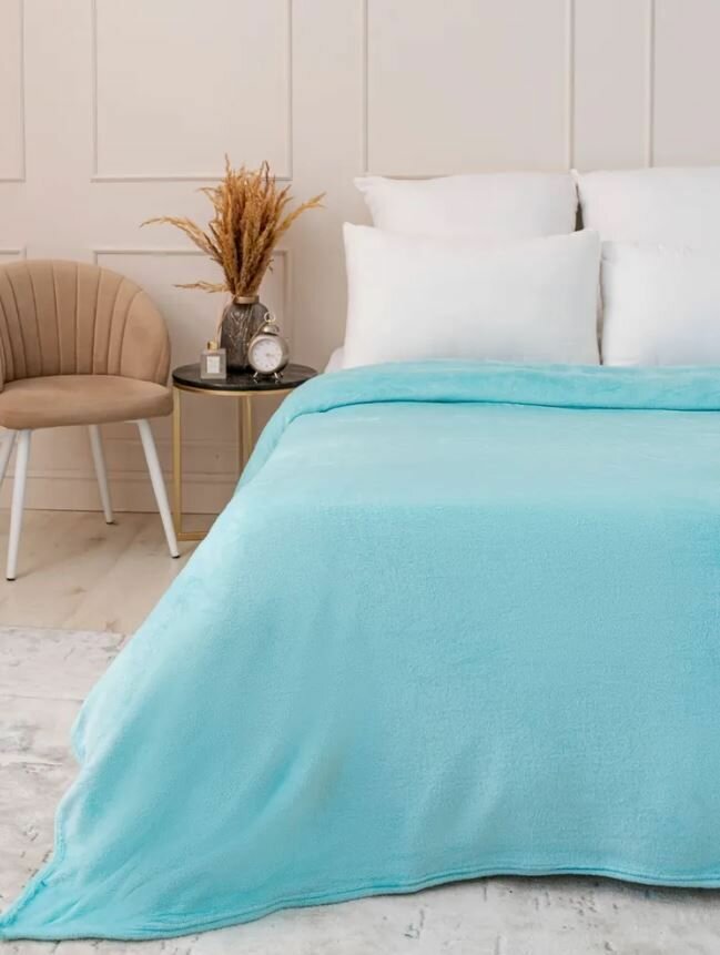 фото Очень мягкий велюровый однотонный плед 200*210