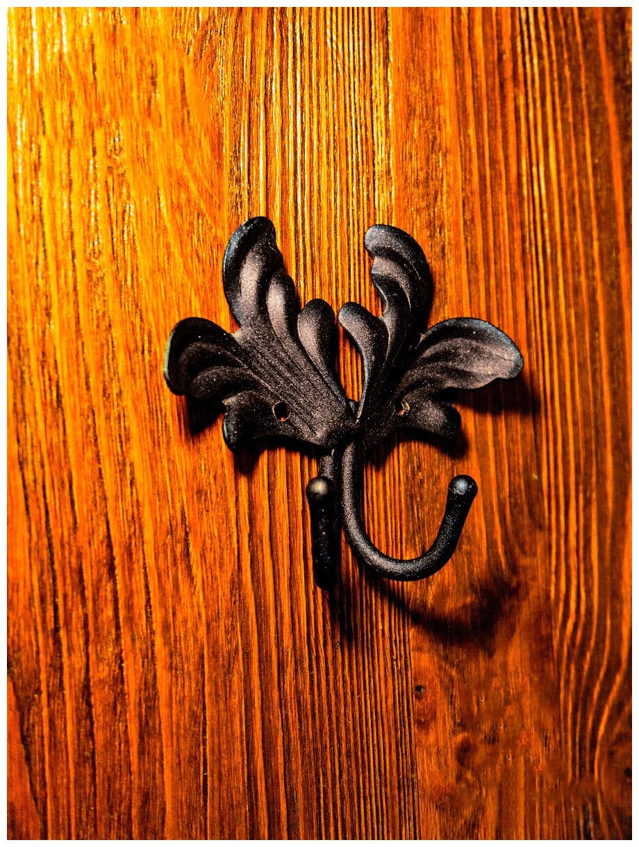 Крючок кованый "Бабочка" малый 11 см. (черный)/ крючок настенный металлический/ крючок для одежды настенные/ крючок вешалка для ключей и сумок/ - фотография № 1