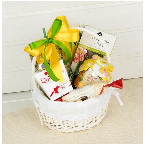 Корзина на 8 марта «Мимоза»