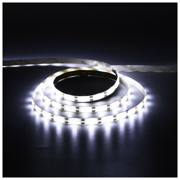 Светодиодная лента Luazon Lighting с датчиком движения 2 м, IP65, SMD2835, 60 LED/м, 4хААА, 4000К