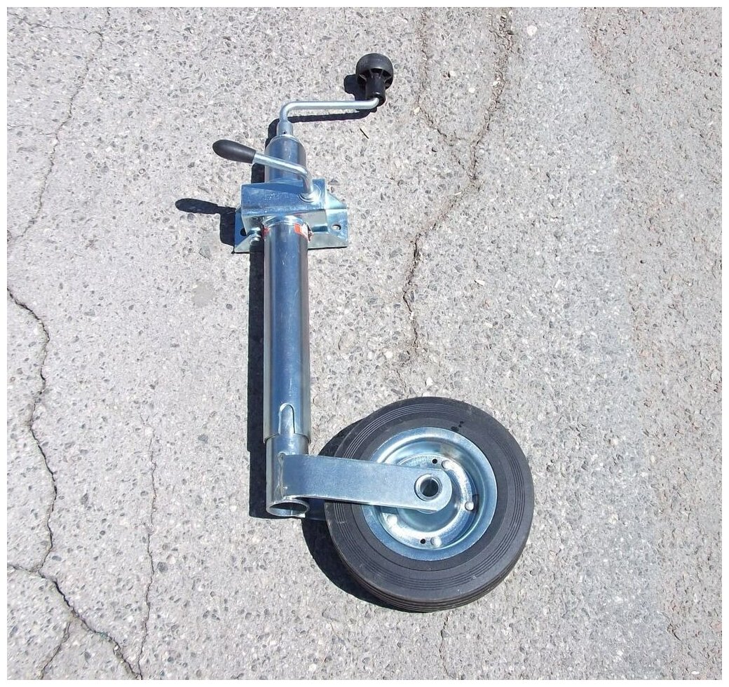 Опорное (подкатное) колесо прицепа в комплекте с хомутом - фотография № 4