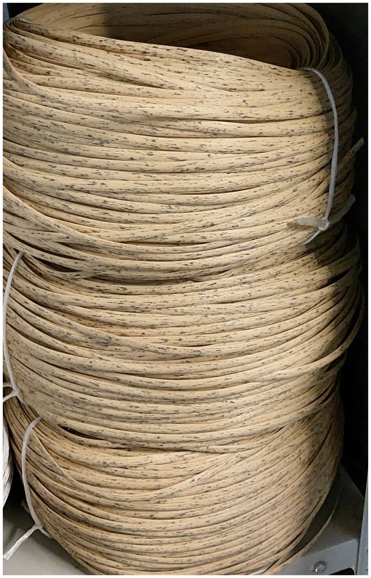 Ротанг искусственный ROTANGOV, ротанг для плетения Полумесяц 5кг 7мм, цвет Бразильский орех - фотография № 3
