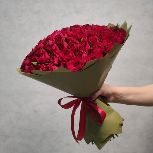 Букет из 101 красной розы 40см (кения). Букет живых цветов EIFLORIA