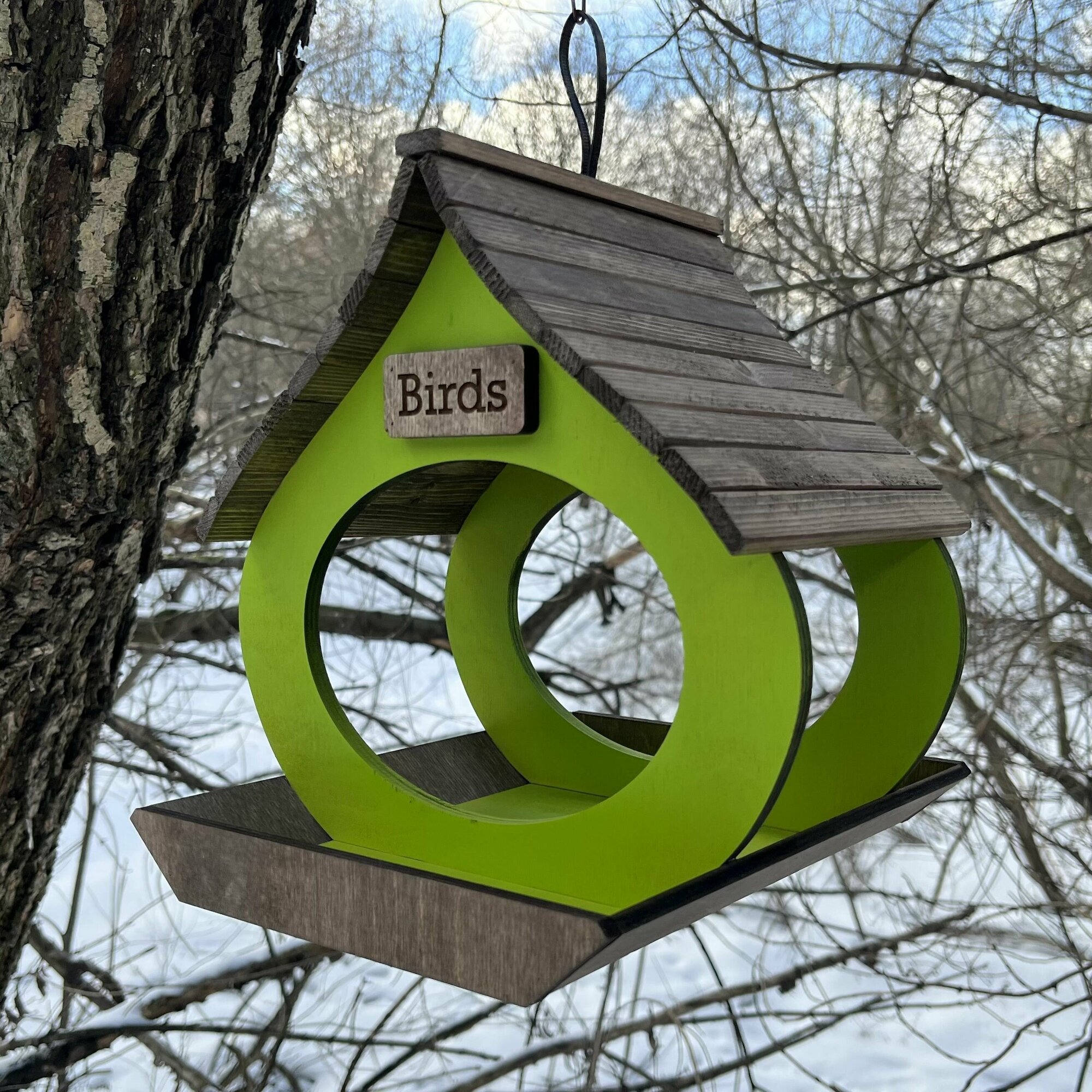 Кормушка для птиц PinePeak / деревянный скворечник для птиц подвесной для дачи и сада, 260х250х270мм