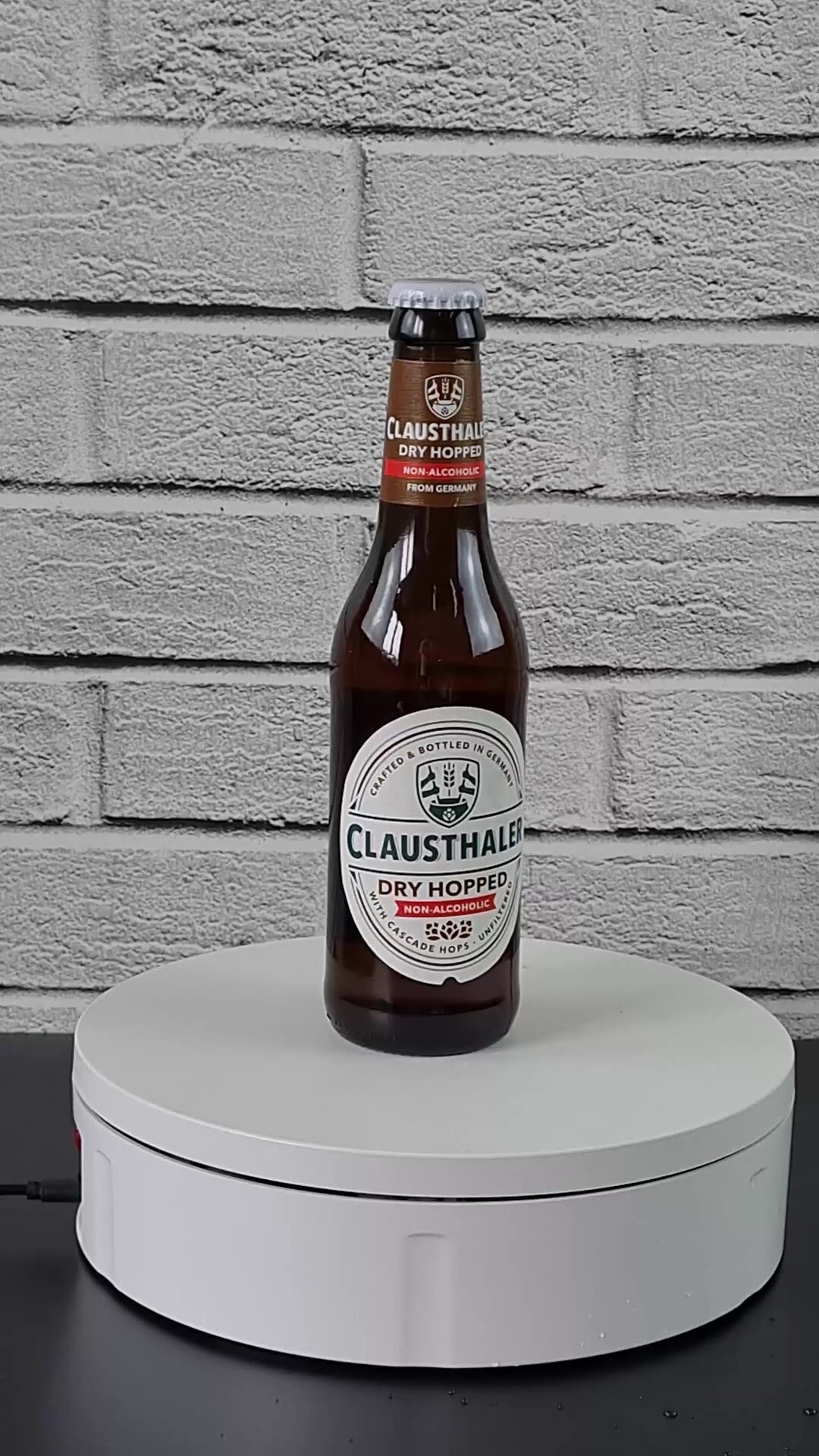 Clausthaler Клаусталер DRY HOPPED пиво безалкогольное 8шт. 0,33 л. — фото 1