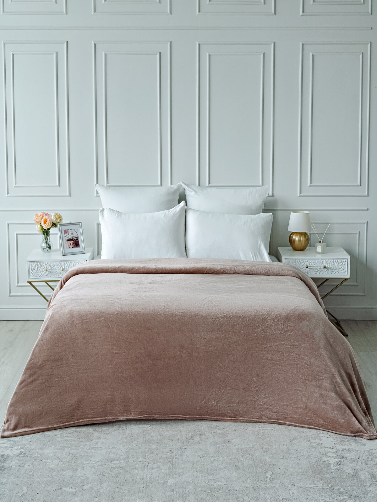 Изображение Плед 200х220 LOVEBERRY из велсофта Евро в спальню однотонный, подарок маме