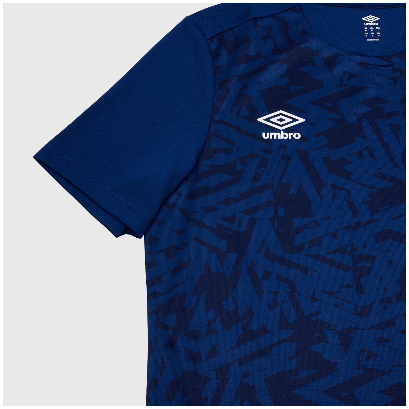 Футболка спортивная Umbro