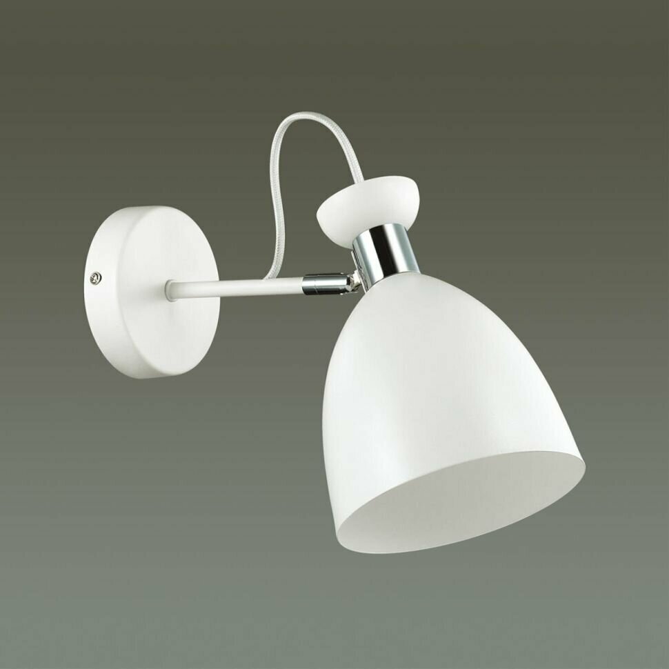 LUMION 3734/1W MODERNI LN19 104 белый Бра E27 1*60W 220V KIZZY