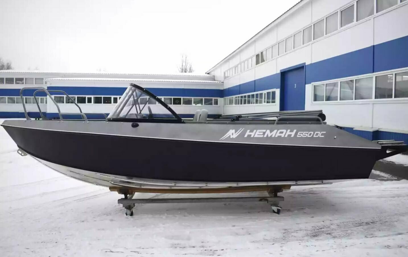 Моторная лодка NEMAN-550DC/ Алюминиевый катер NEMAN-550DC/ лодки Wyatboat