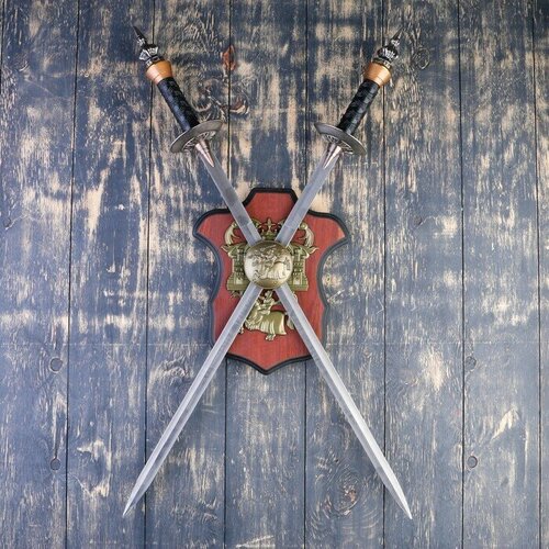 фото Сувенирное оружие на планшете «рыцарский турнир», два меча на щите, 71см