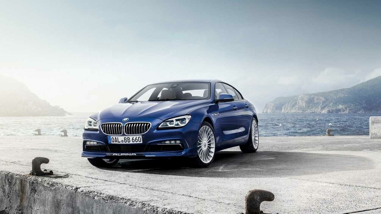 Картина на холсте 60x110 LinxOne "Автомобили alpine alpina" интерьерная для дома / на стену / на кухню / с подрамником