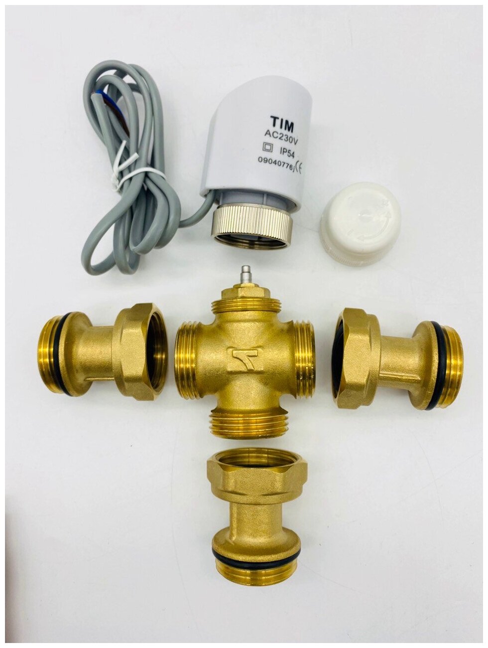 Термостатический разделительный клапан с электроприводом (зональный клапан) 3/4"НР TIM арт BL8803A