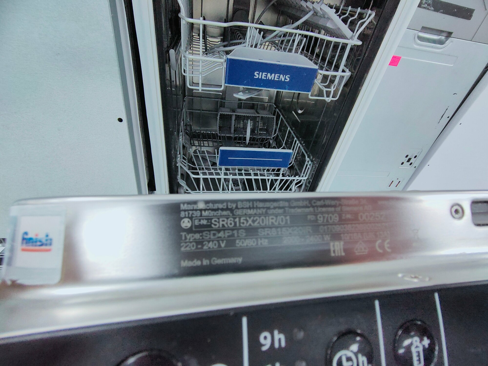 Встраиваемая посудомоечная машина Siemens SR 615X20 IR, Германия - фотография № 11