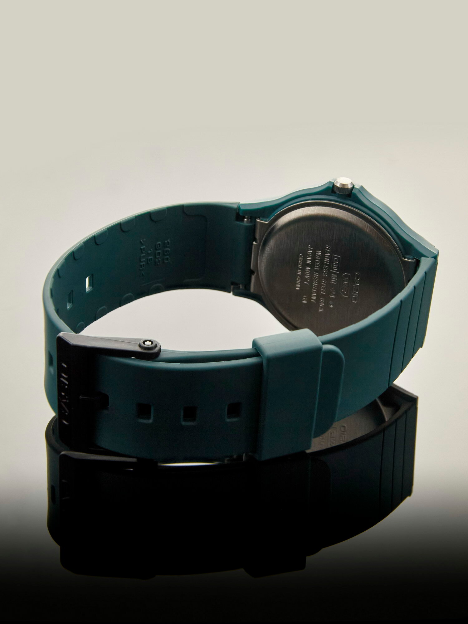 Наручные часы CASIO Классика, зеленый — фото 1