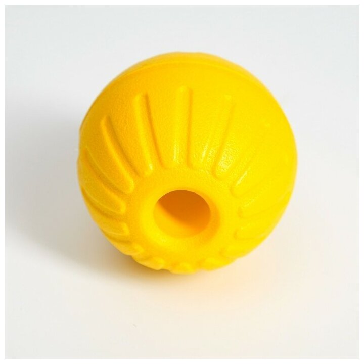 Мяч из EVA плавающий, для дрессировки, 7 см желтый - фотография № 1
