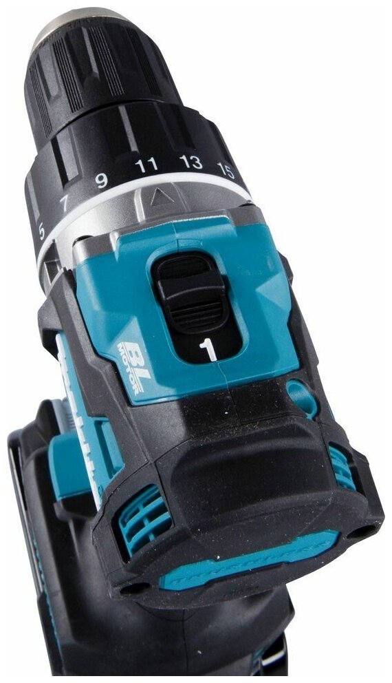 Makita Компактная дрель-шуруповерт XGT DF002GD201 - фотография № 6