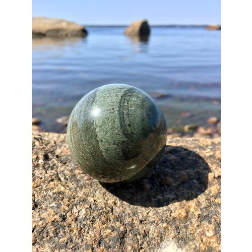 Подарок Сувенир Тингуаит в форме шара