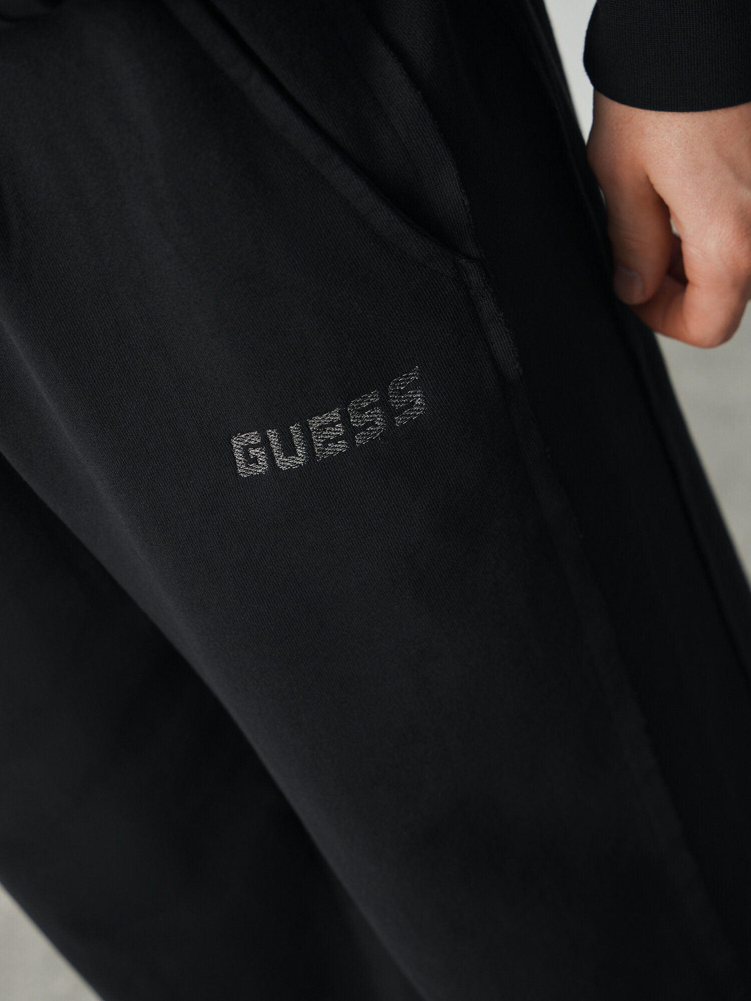 Брюки GUESS LASI, размер M, черный — фото 1