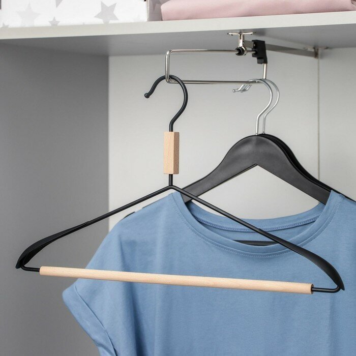 LaDо́m Плечики - вешалка для одежды с усиленными плечиками LaDо́m Laconique, 42×24×3,2 см, цвет чёрный