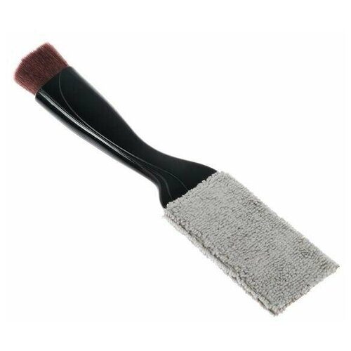 Щетка для чистки труднодоступных мест в салоне авто 22 см черный 845₽