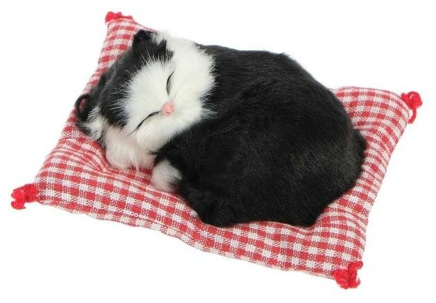 Moon Land Игрушка на панель авто, кошка на подушке, черно-белый окрас - фотография № 4