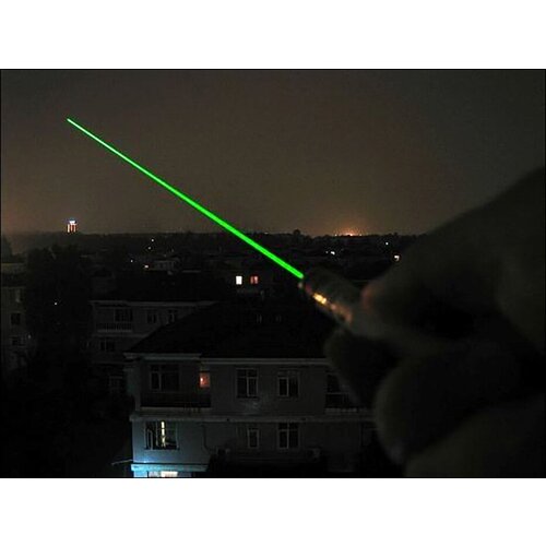 Лазерная указка зеленый луч Green Pointer 303