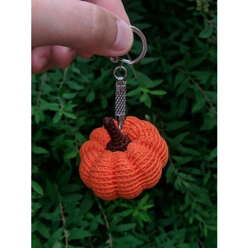 Брелок вязаная фактура оранжевый 500₽