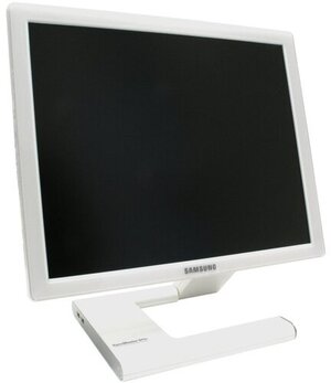 19" Монитор Samsung SyncMaster 971P, 1280x1024, 75 Гц, PVA