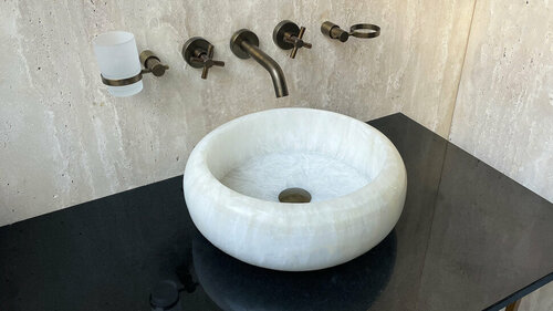 Белая раковина для ванной Sheerdecor Ronda 003428111 из натурального камня оникса