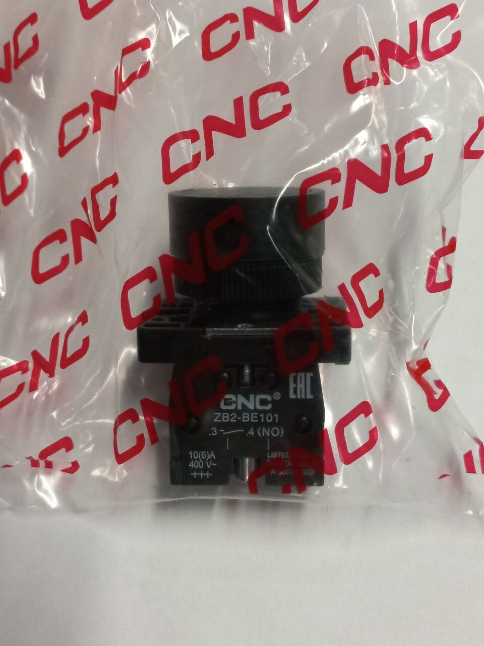 E000260 LAY5-EA21 1НО Кнопка черная 1НО