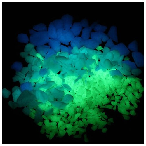 Декоративные светящиеся камнигалька 1 кг фр 5-30 для сада Светятся до 12 часов Микс из 3-х бирюзовоезеленоетёмно-синее свечение 499₽