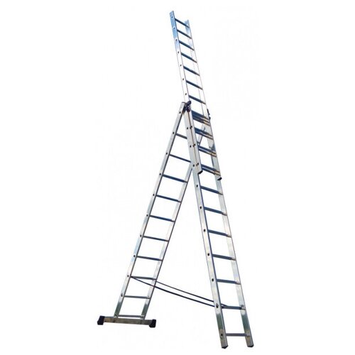 РемоКолор Лестница трехсекционная РемоКолор универсальная, алюминиевая, 7 ступеней 63-3-007 лестница трехсекционная 3 9 6 02 м