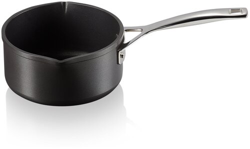 Алюминиевый ковш для молока с антипригарным покрытием Le Creuset, 16 см, 1.6 л,