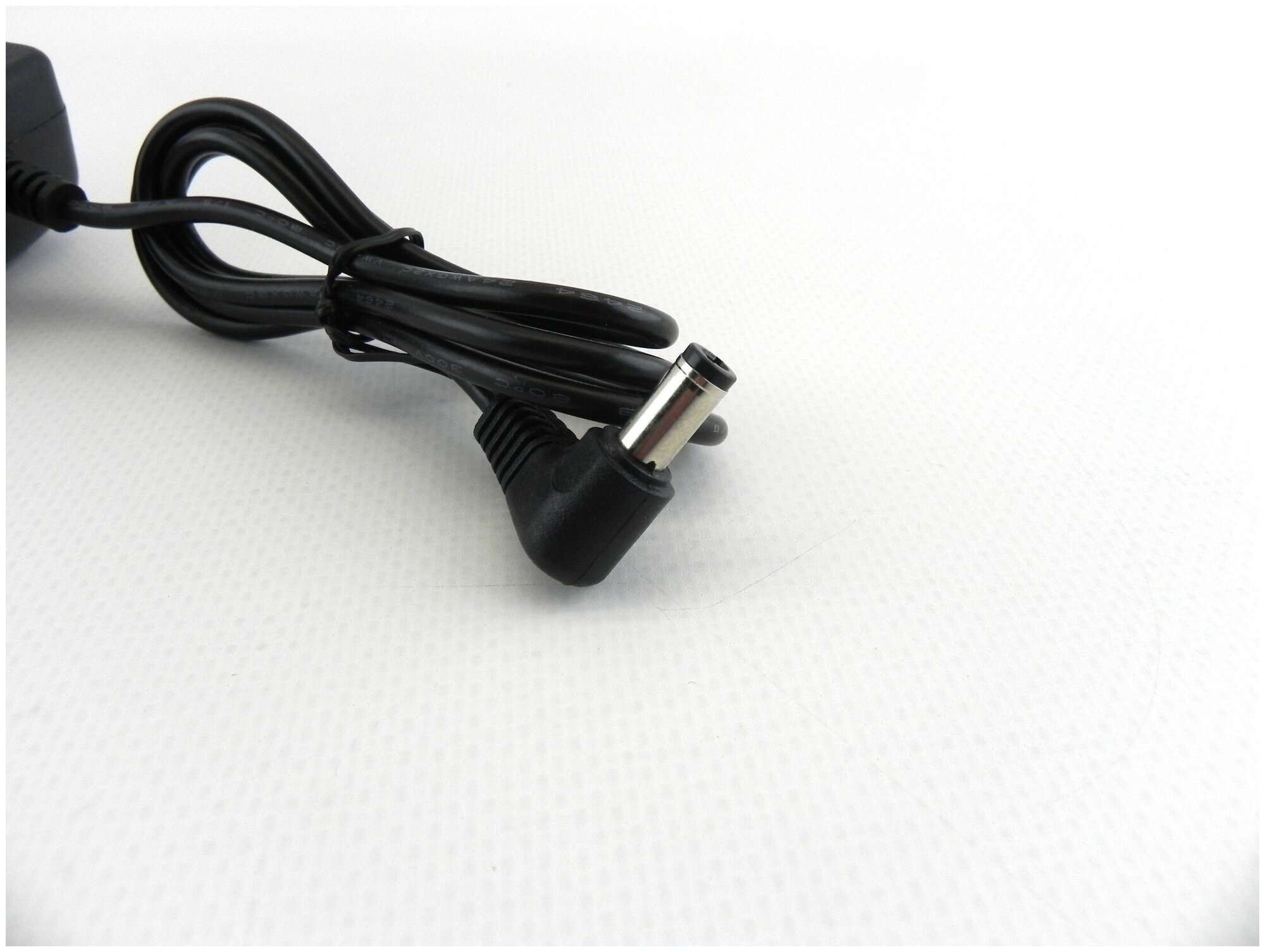 Блок питания зарядка зарядное устройство адаптер питания для пылесоса VAX Blade 34V 06A TBT3V1B2 TBT3V1T2