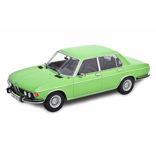 BMW 3.0 s E3 2 series 1971 light green metallic (limited edition 500 pcs)