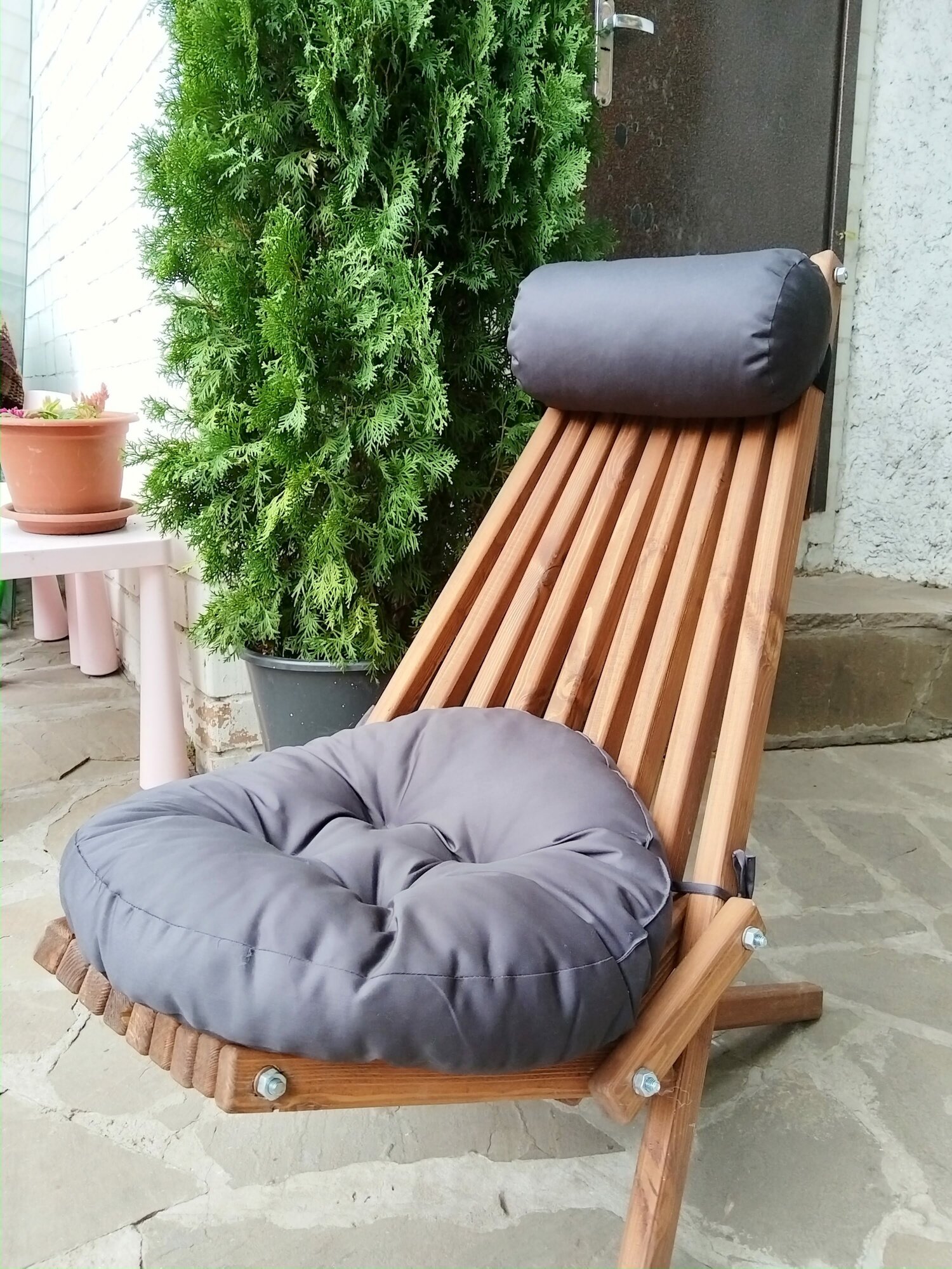 садовое кресло, садовый стул, шезлонг складной кентукки, цвет махагон, 85*50 см. + подарок подушка валик - фотография № 4