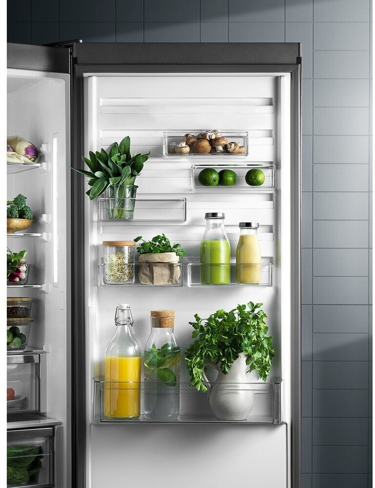 Холодильник Electrolux RNC7ME32W2, белый - фотография № 12