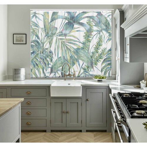 Вертикальные жалюзи с рисунком. Ширина 200 см. Высота 170 см.