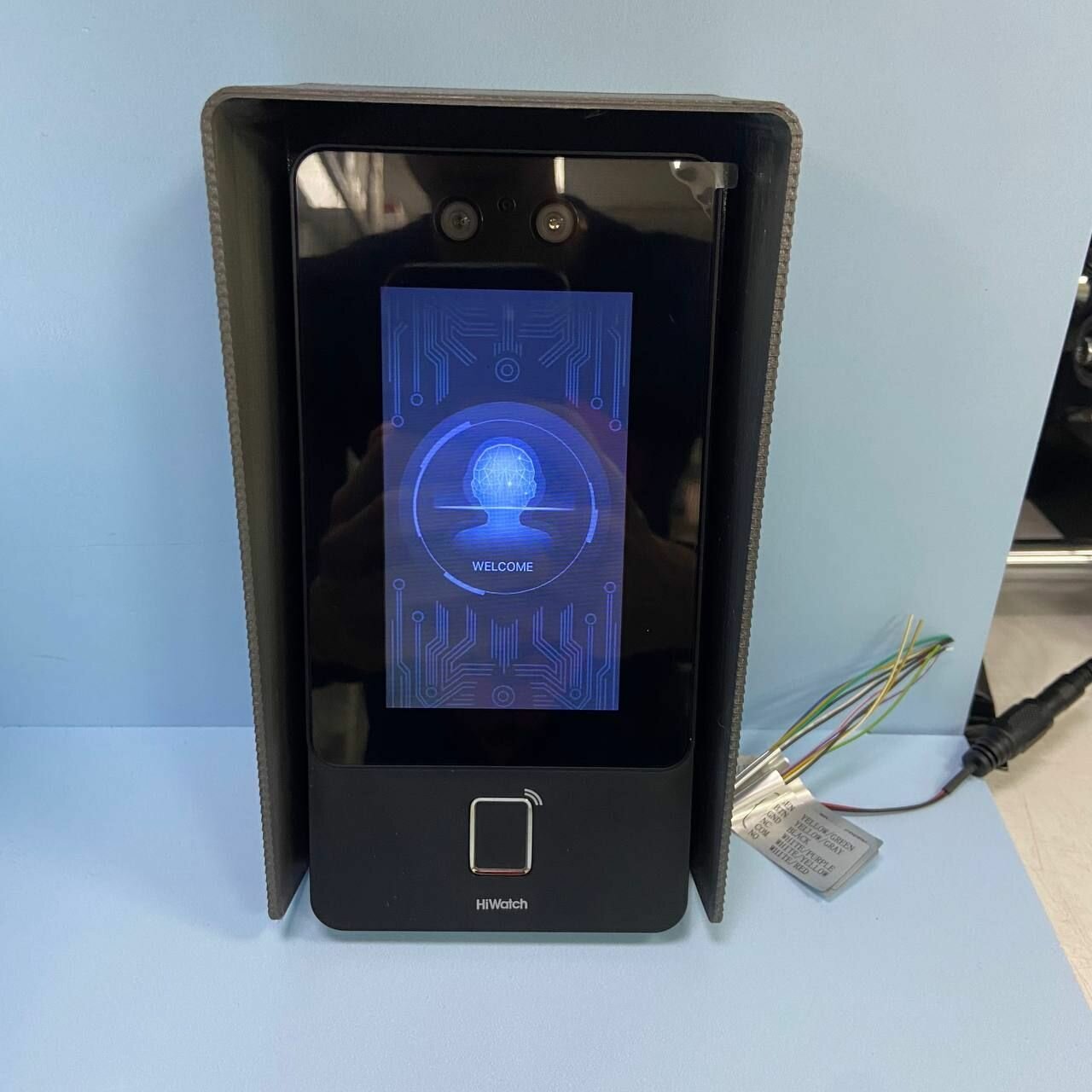 Защитный козырек для терминал доступа с распознаванием лиц и считывателем отпечатков пальцев Hikvision HiWatch (серый) 3D печать