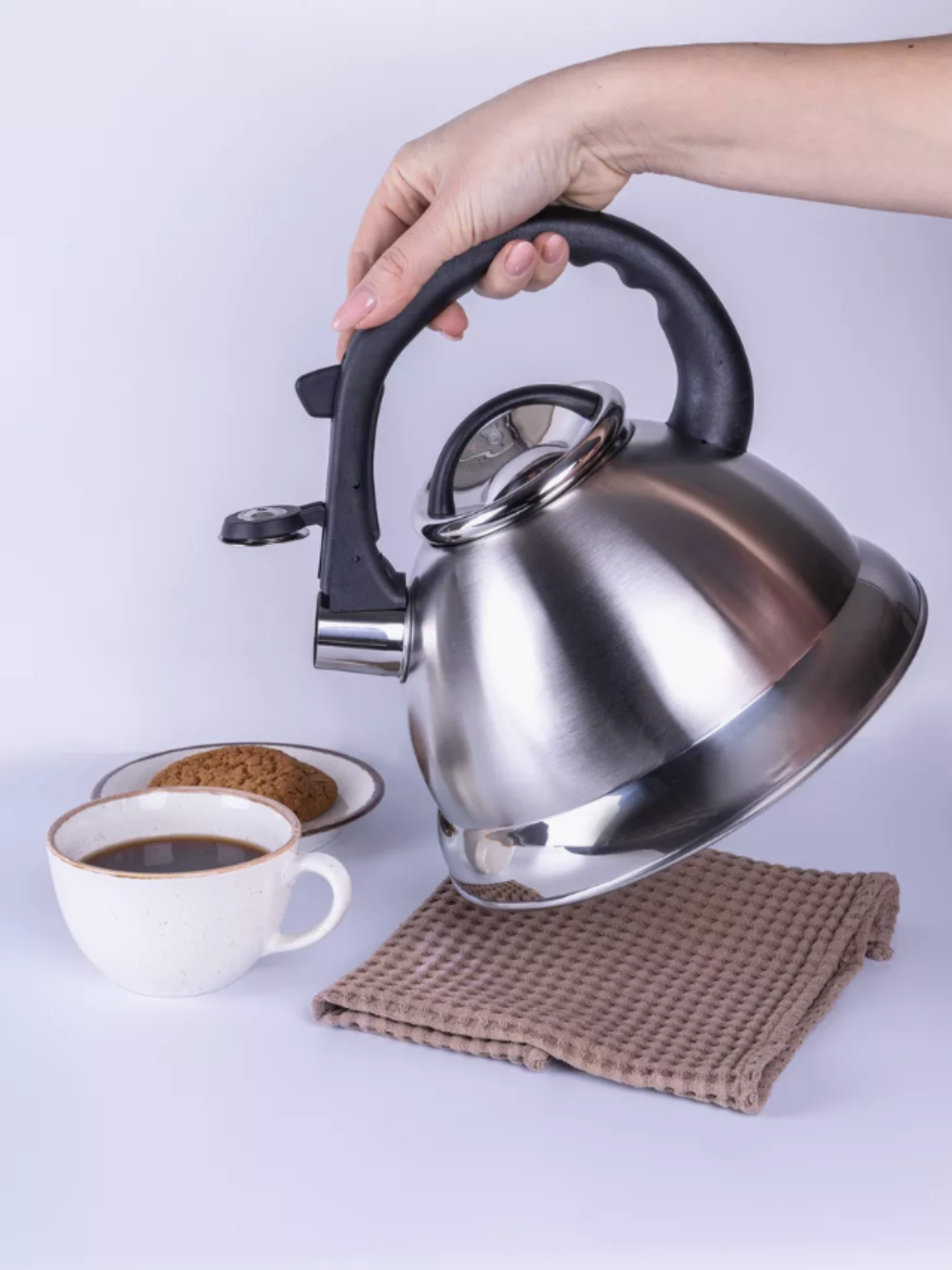 Чайник металлический, со свистком для всех видов плит, 3,5 л — фото 1