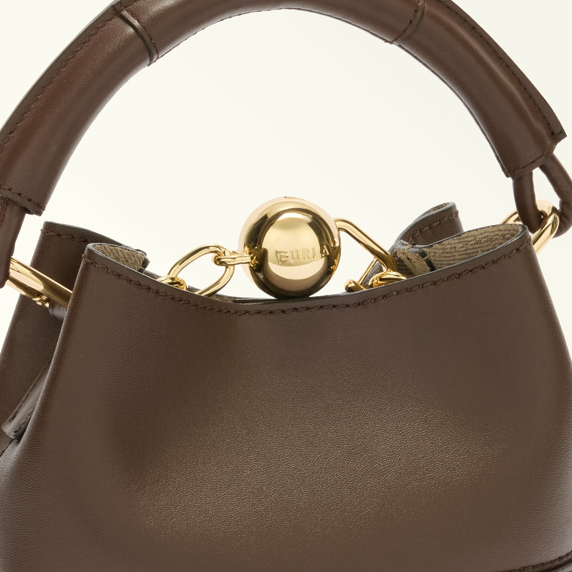 Сумка FURLA SFERA MINI BUCKET — фото 1