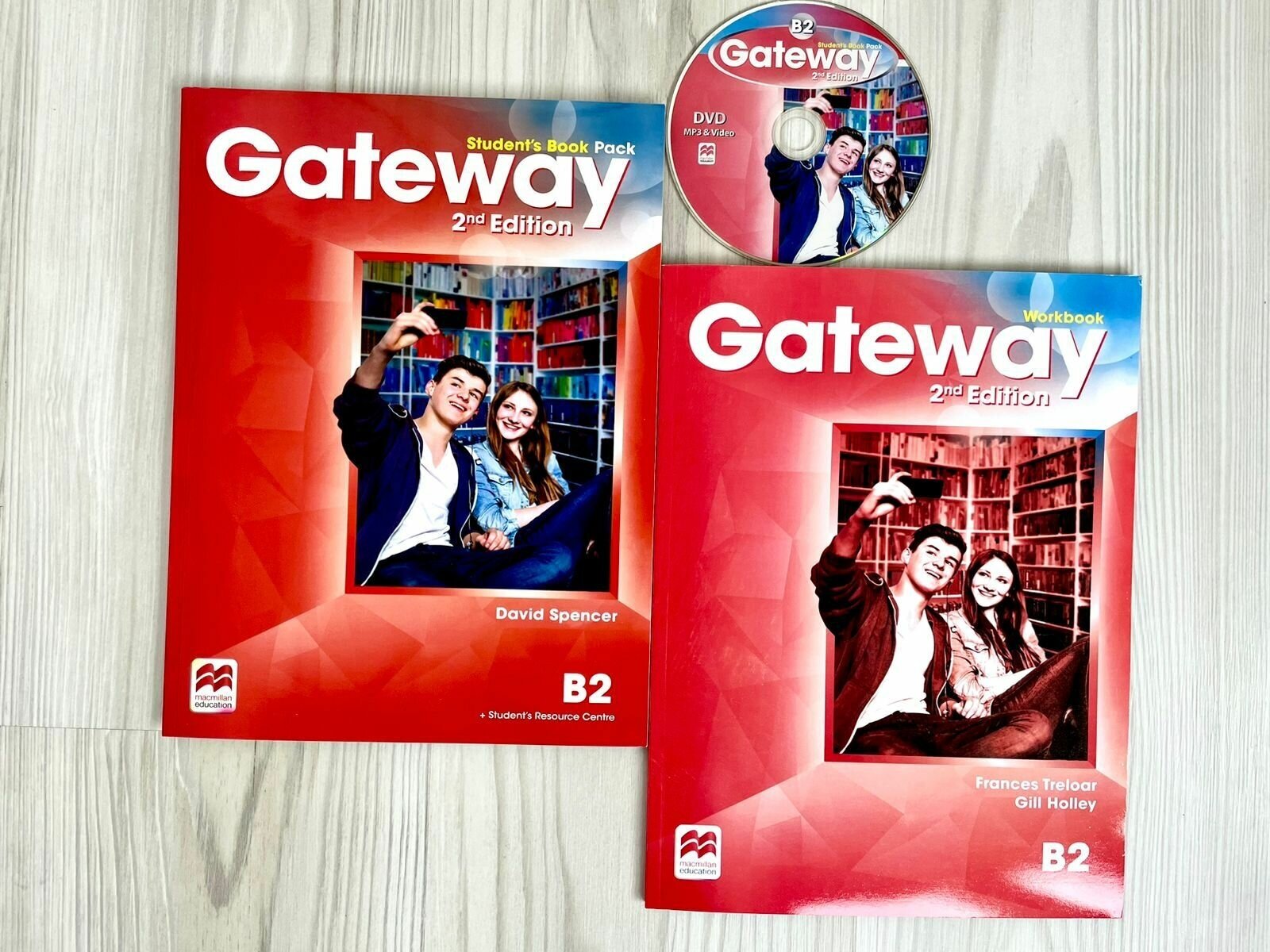 Комплект Gateway B2 Student's Book with Work Book + CD