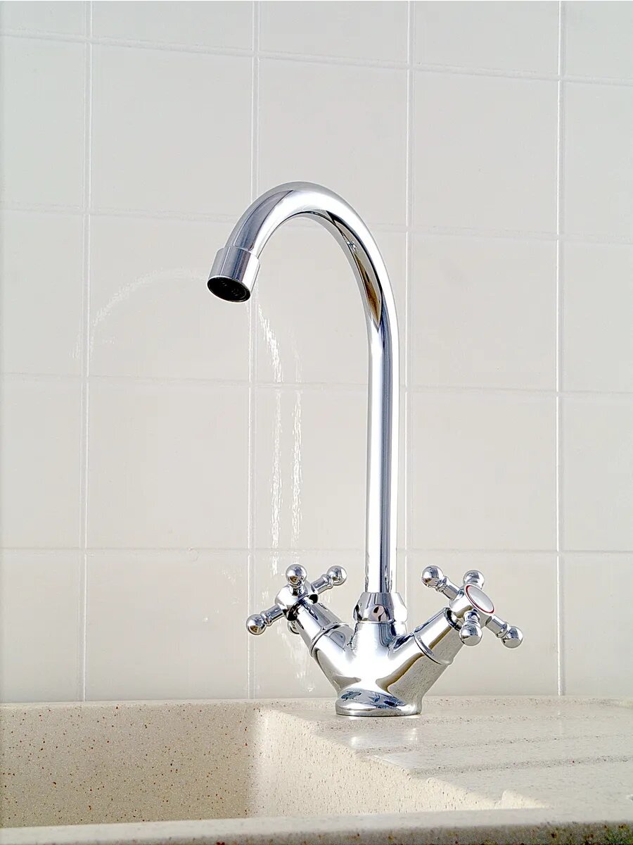 Смеситель Diadonna, хромированный, для кухни, латунь, поворотный излив, гибкий шланг 40 см — фото 1