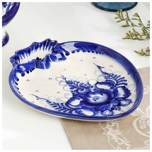 Шашлычница Клубника авт гжель 21х19 см 246600₽