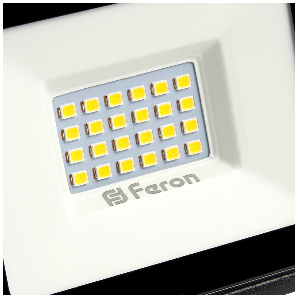 Прожектор светодиодный Feron LL-920 29495, 30 Вт, свет: дневной белый - фотография № 2