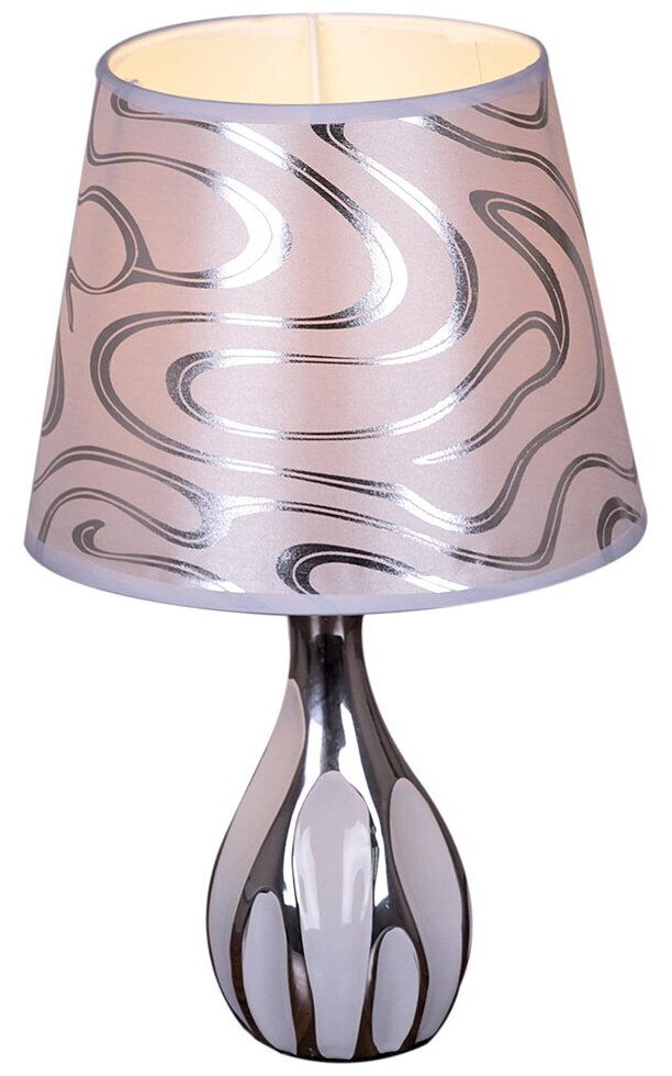 Настольная лампа с абажуром Reluce E14 01809-0.7-01