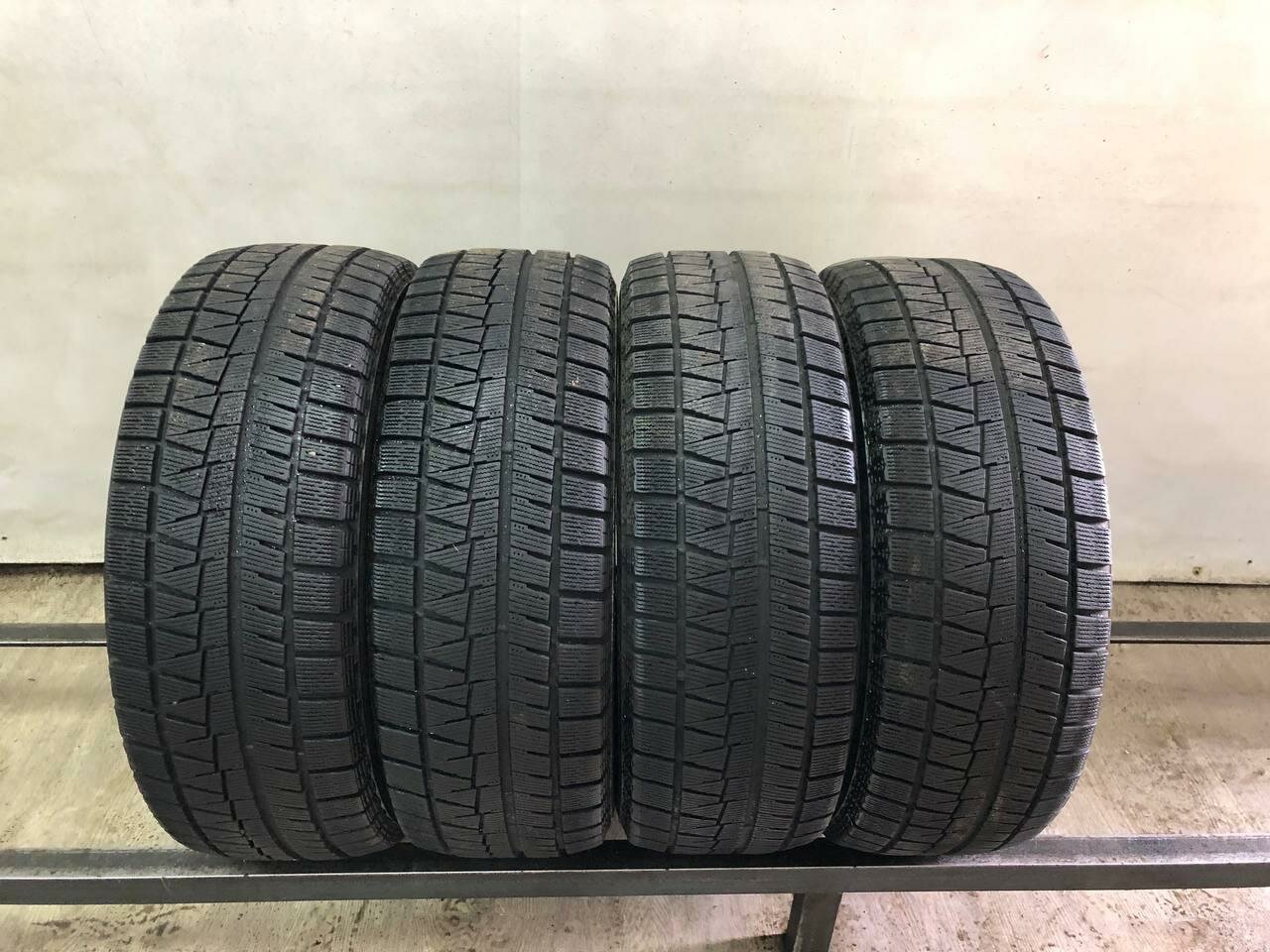 Bridgestone Blizzak Revo GZ 205/55 R16 БУ Шины Зимние