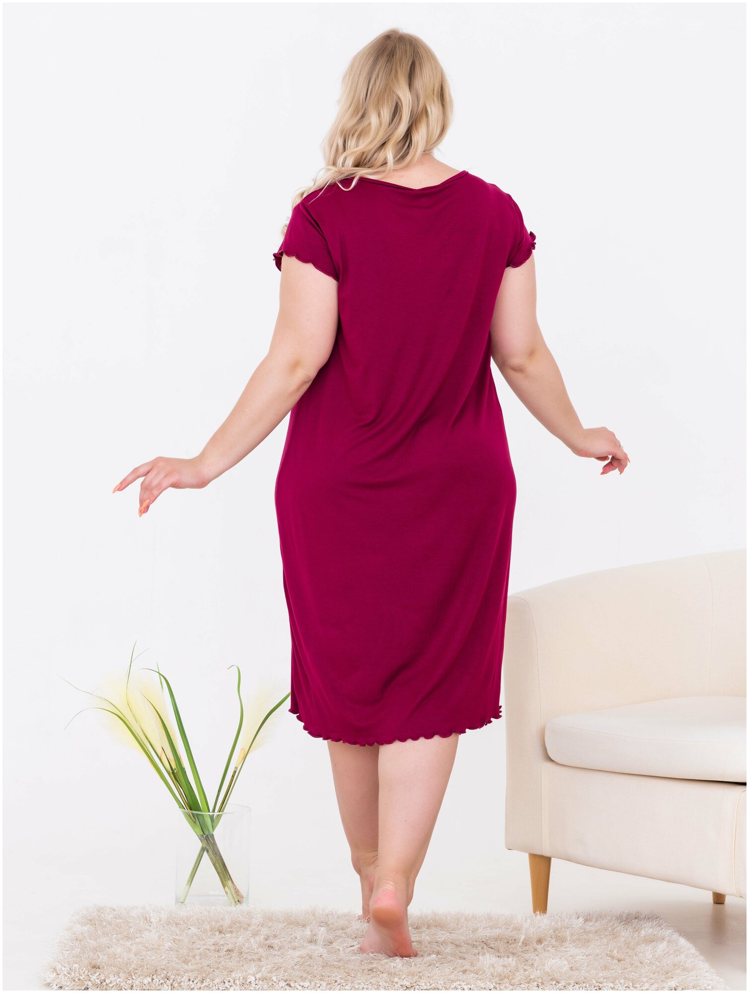 Сорочка Rozara удлиненная, короткий рукав, размер 60, бордовый, красный - фотография № 3