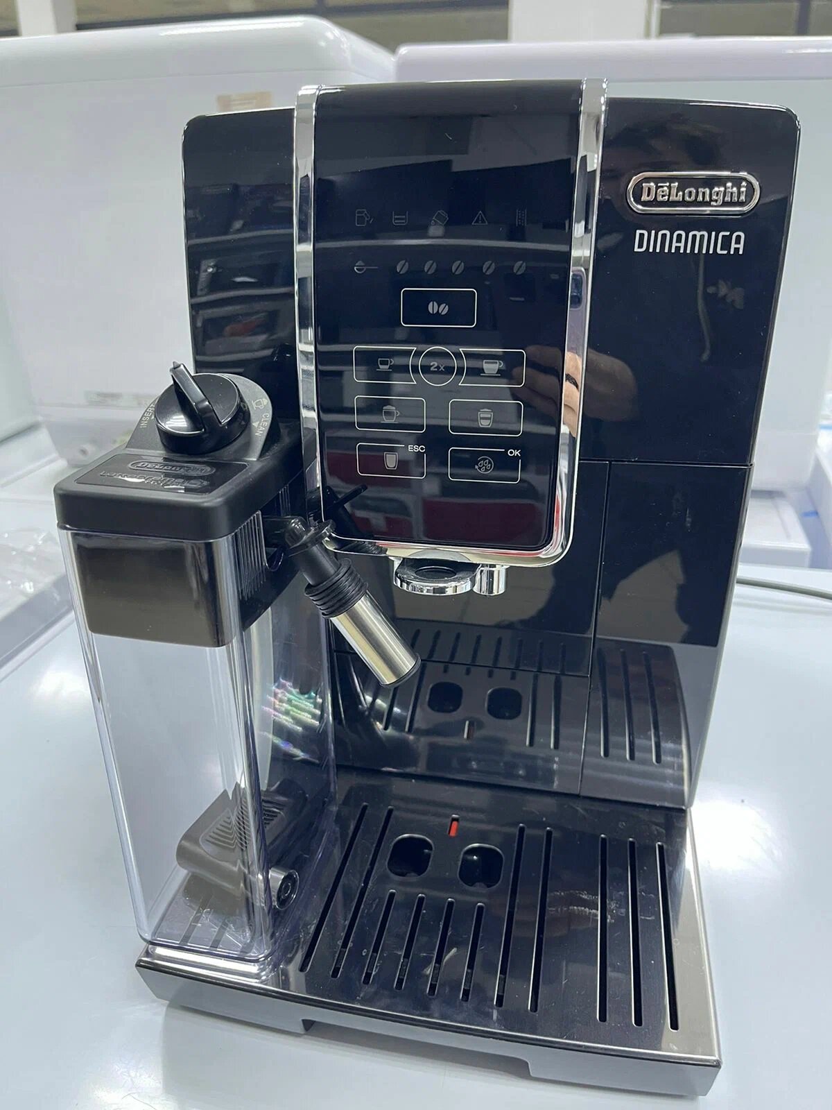 Кофемашина delonghi ecam350.50 dinamica