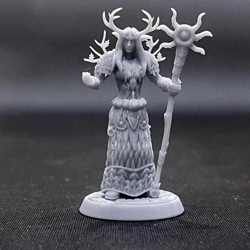 Миниатюра для настольной игры / Ночной Эльф #2 (Warcraft) Масштаб 32мм (не высота)